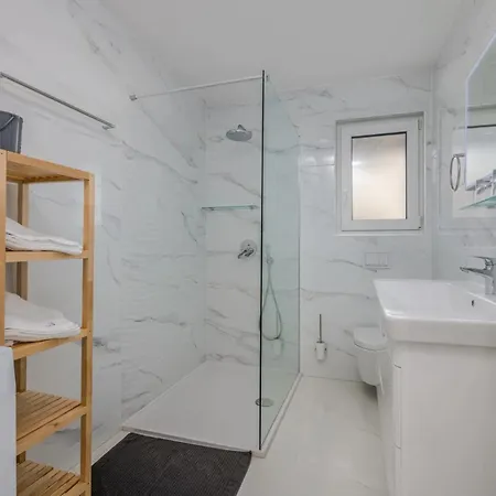 By The Sea Vantacici, Krk - 21690 شقة مالينسكا