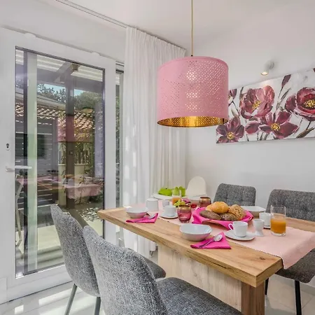 Apartment By The Sea Vantacici, Krk - 21690 Malinska