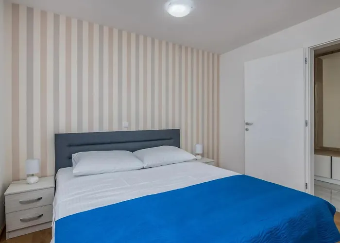 Apartamento By The Sea Vantacici, Krk - 21690 *