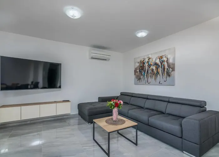 By The Sea Vantacici, Krk - 21690 Apartment