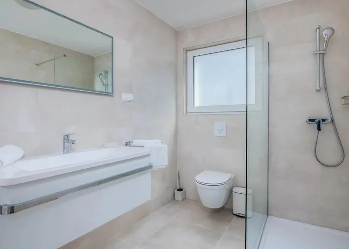 By The Sea Vantacici, Krk - 21690 Apartment Malinska